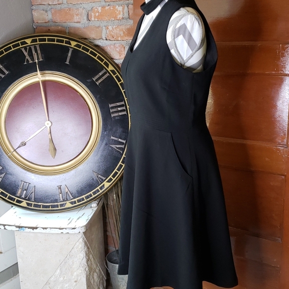 Black Sleeveless Midi Dress w/Pockets - Picture 6 of 12